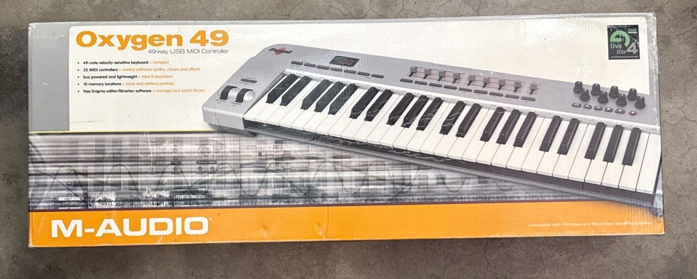 Vintage M-Audio Oxygen 49 3rd Gen Electronic MIDI Controller Keyboard Piano