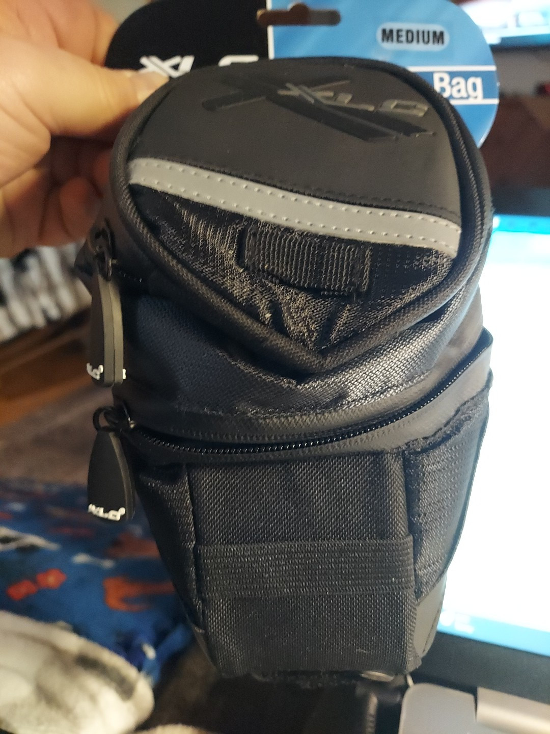 XLC Saddle Bag Size Medium Expandable with Reflective Strip Black