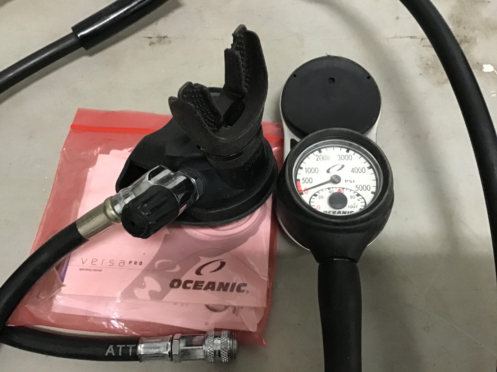 scuba diving regulator set