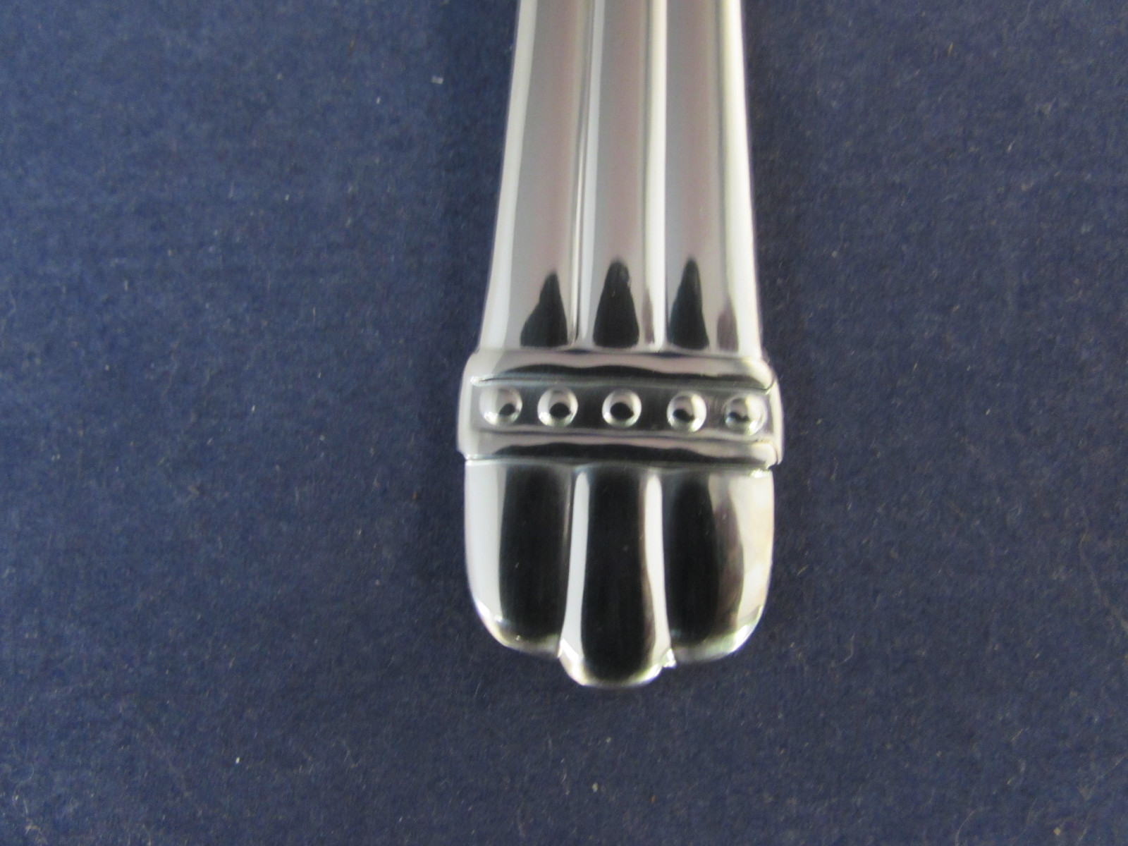 Oneida Stainless TRIDENT Slotted Serving Spoon NEW