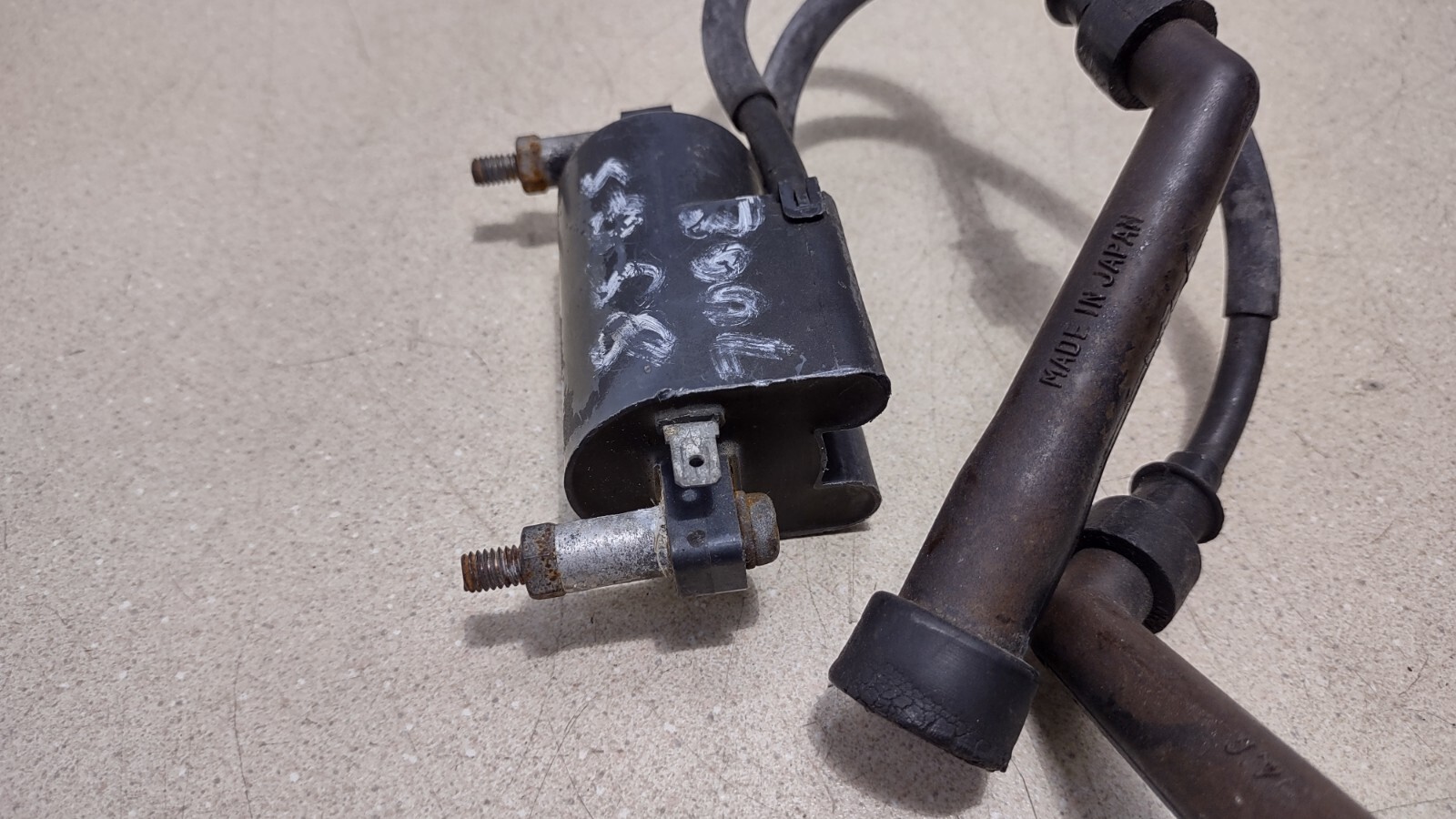 1985 Suzuki GS700e Ignition Coil #PL-118