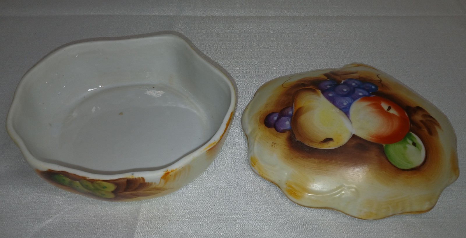 Ceramic Hand Painted Fruit Trinket Box