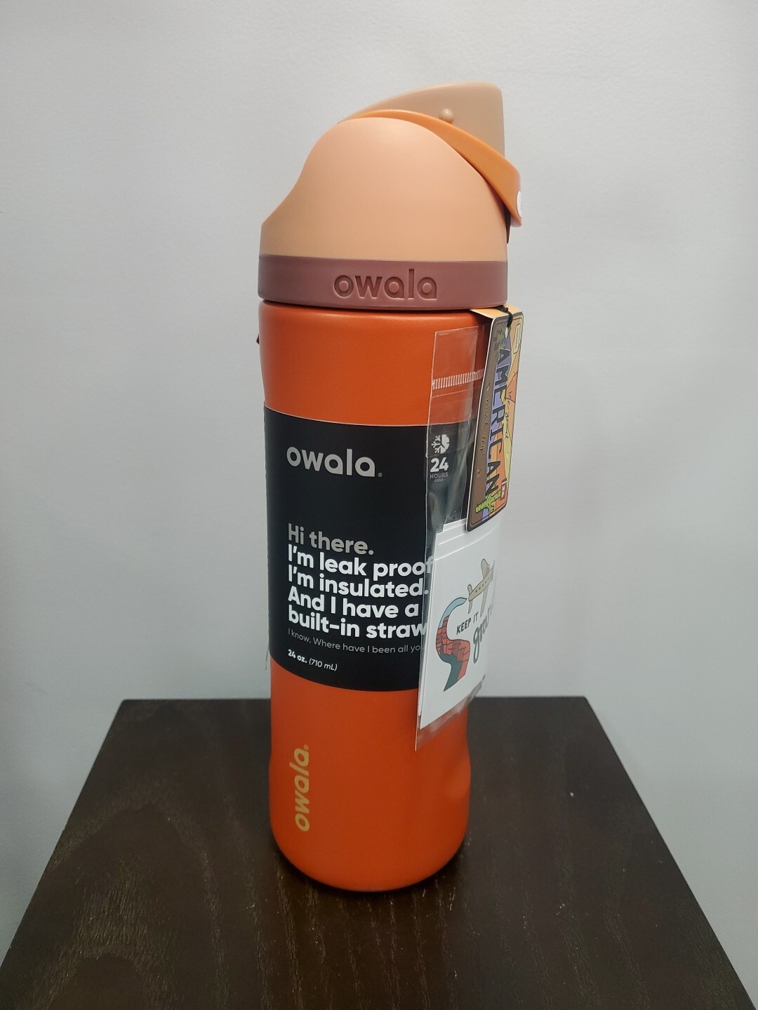 Owala FreeSip Stainless Steel Water Bottle / 24oz / Color: Grand Canyon