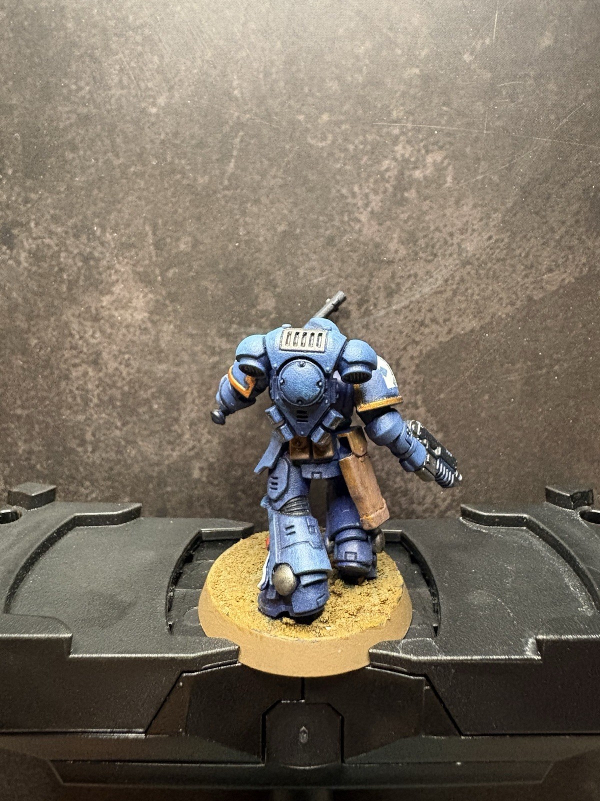 [40K] Ultramarines Assault Intercessors - Well Painted