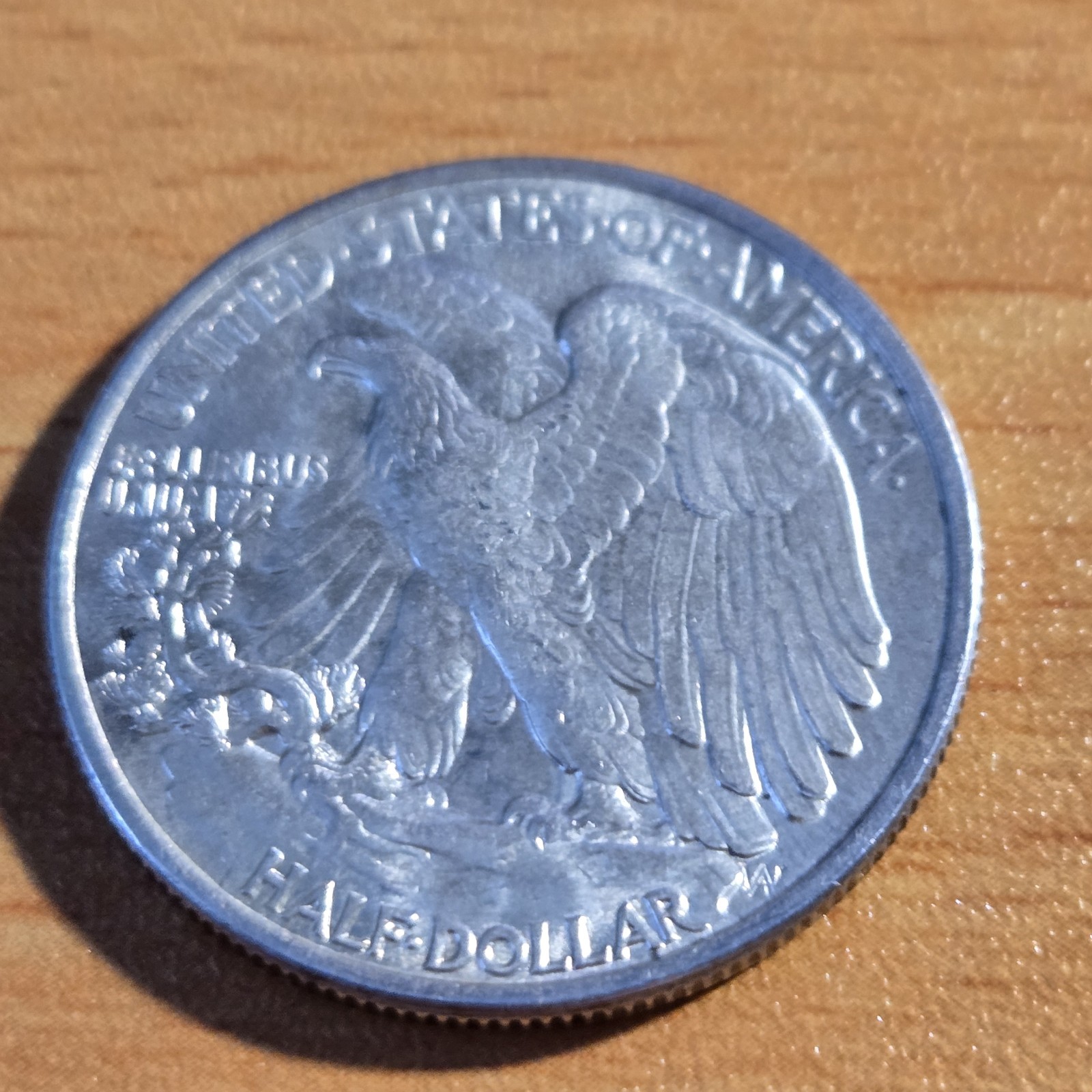 B023 1937 Walking Liberty Silver Half $ - Vintage; Gorgeous uncirculated FREE SH