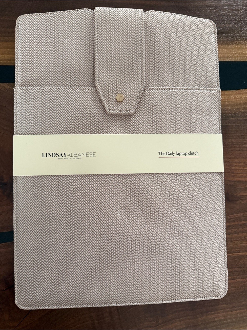 Lindsay Albanese The Daily Laptop Clutch 14.5" Beige Polyester