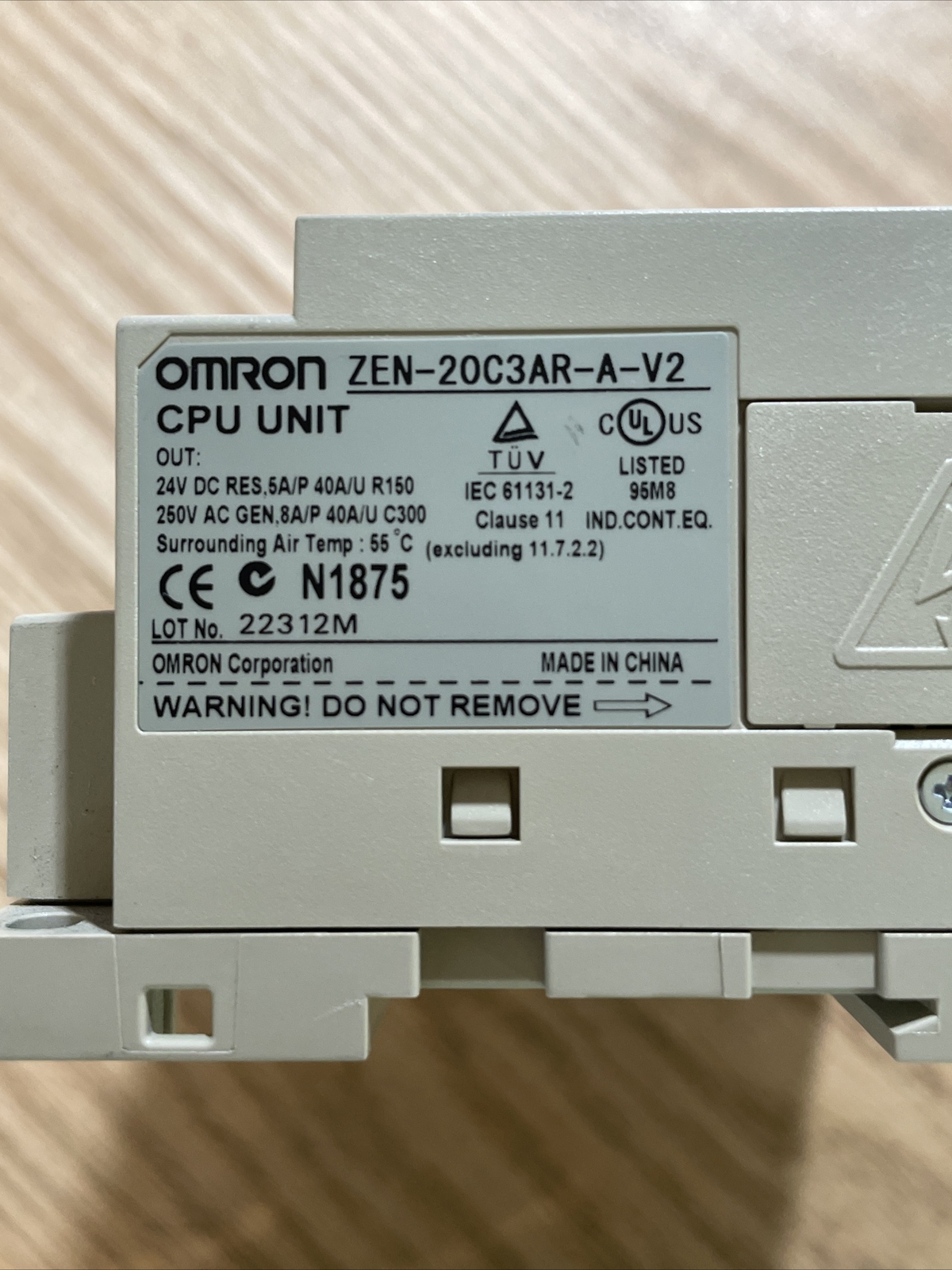 OMRON ZEN-20C3AR-A-V2 Programmable Relay,100-240VAC