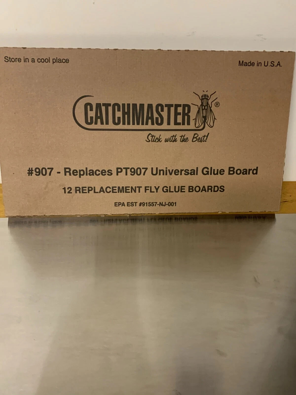CATCHMASTER #907 REPACEMENT FLY GLUE BOARDS (12) PAK.16.3" X 9"