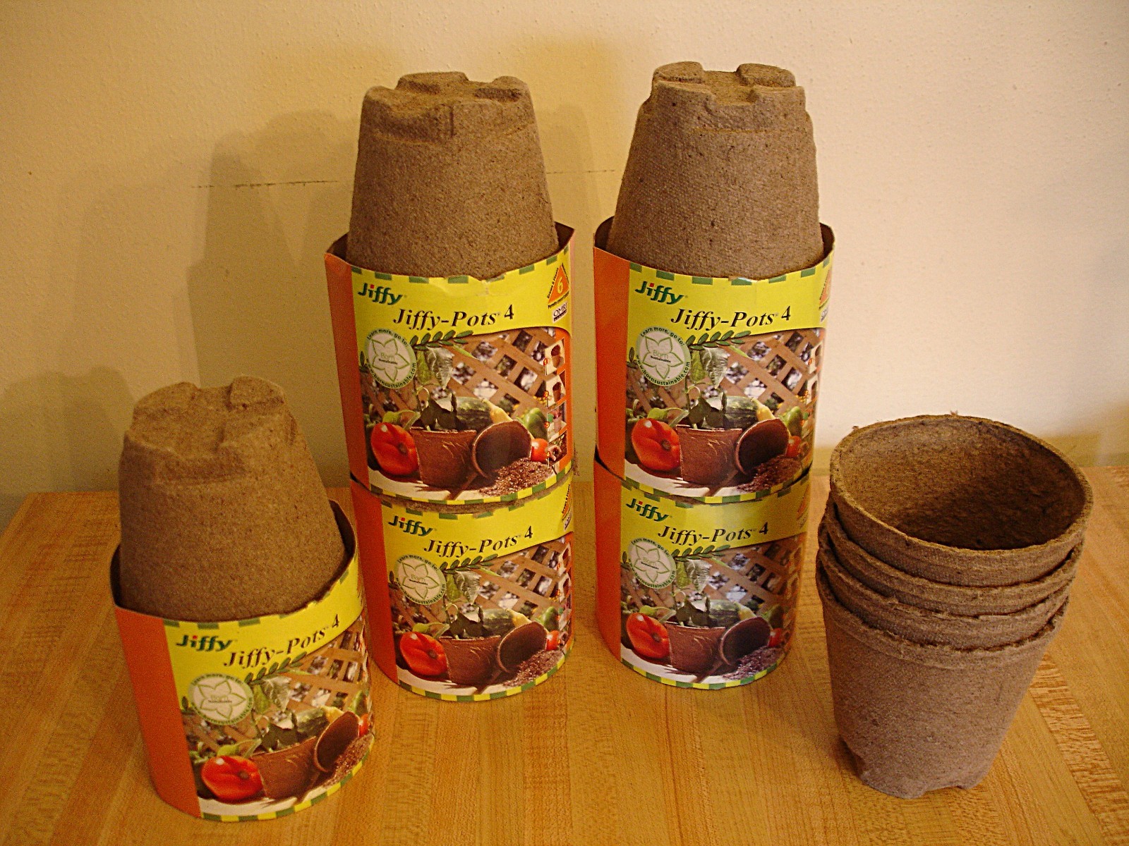 Jiffy 4 Inch Round Peat Pots Seed Starting Growing 34 pots total Biodegradable