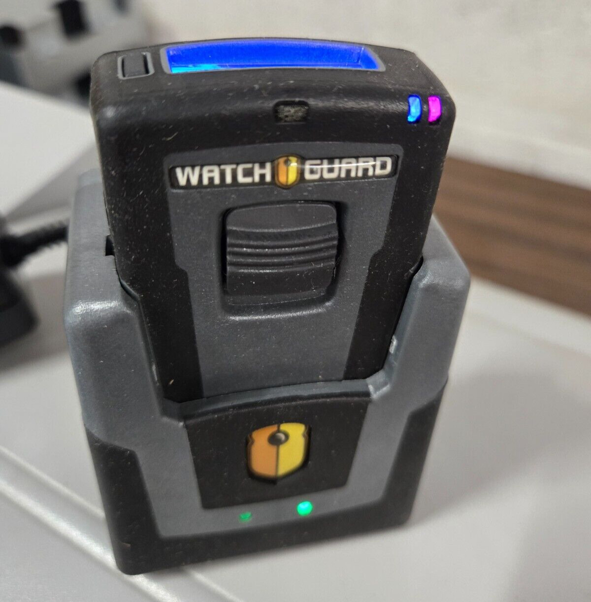 Watchguard Wireless Microphone MIC MIC-WRL-TRN400 + MIC-WRL-CHG-400 Cradle