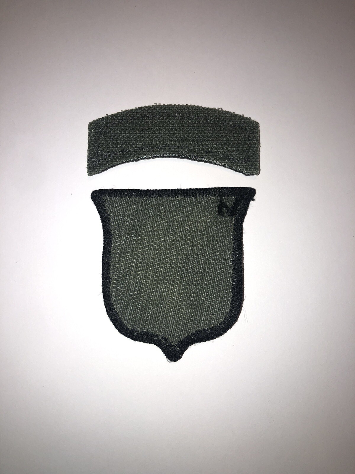 101st Airborne Division with Tab U.S. Army Shoulder Patch ACU W/ Hook Back