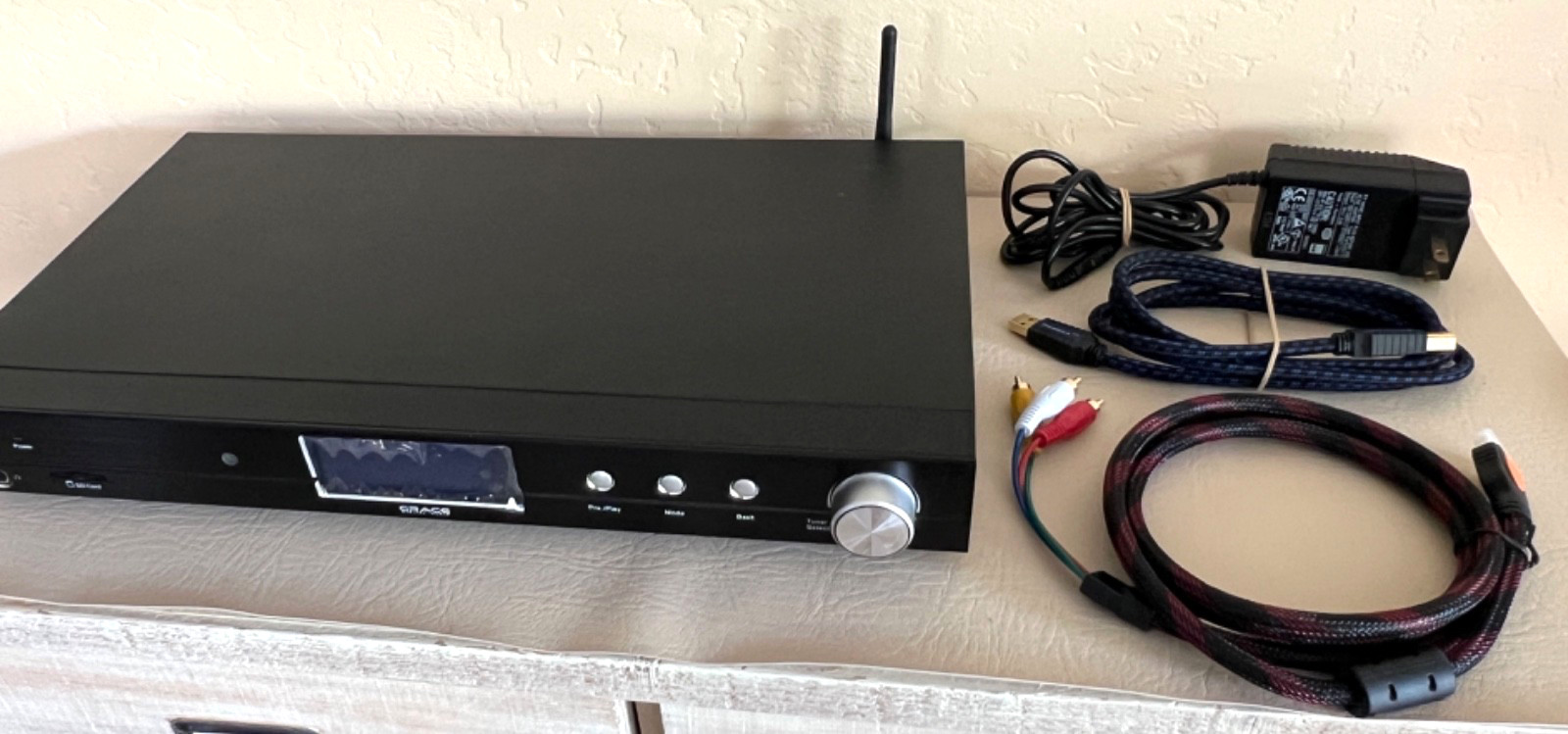 Grace Digital Internet Radio Tuner - GDI-IRDT200 - Partially Tested - See video
