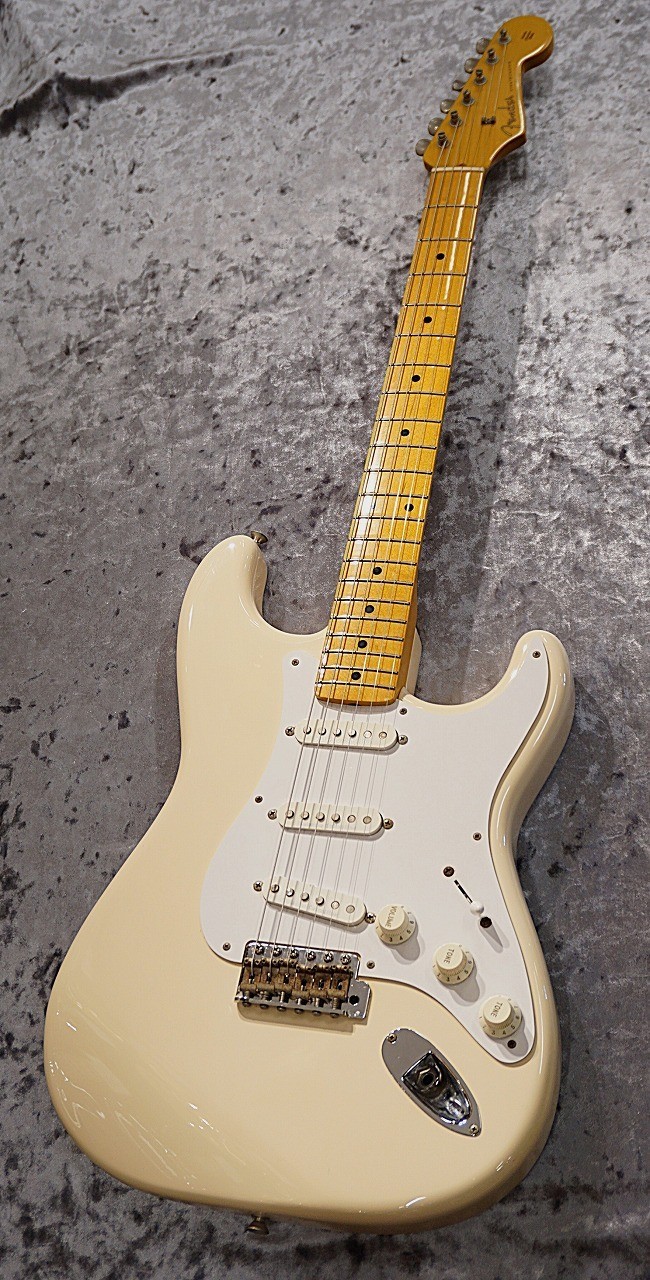 Fender Japan ST57-66 Dmc Vintage White Used Electric Guitar 2000