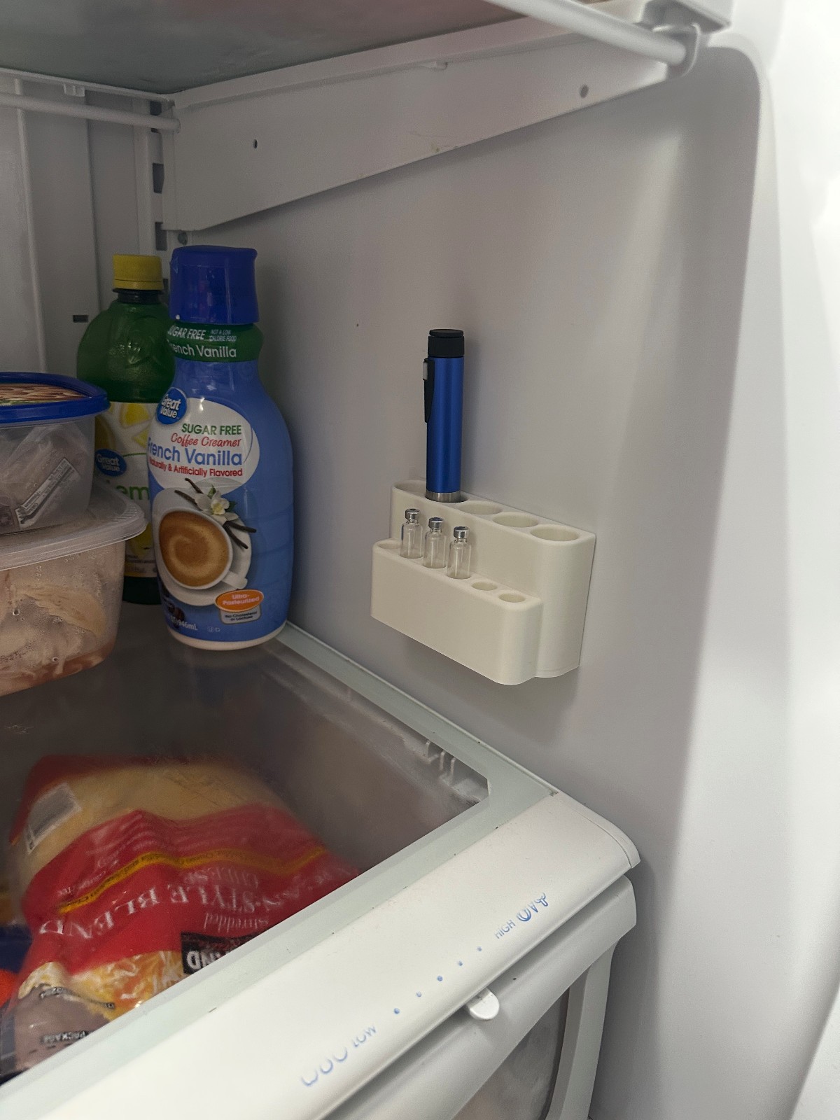 Fridge-Mount Pen Organizer – Storage for 5 Injection Pens & 6 Cartridges