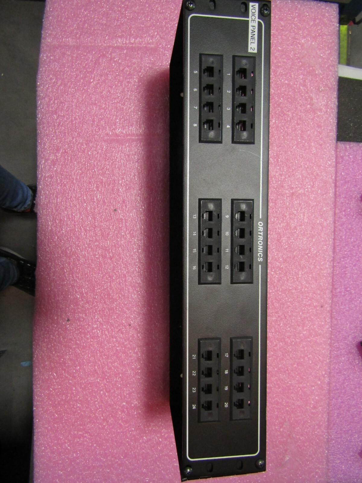 OR-809004903 ORTRONICS Patch Panel. 24-port voice/data panel w/ AT55HM-3