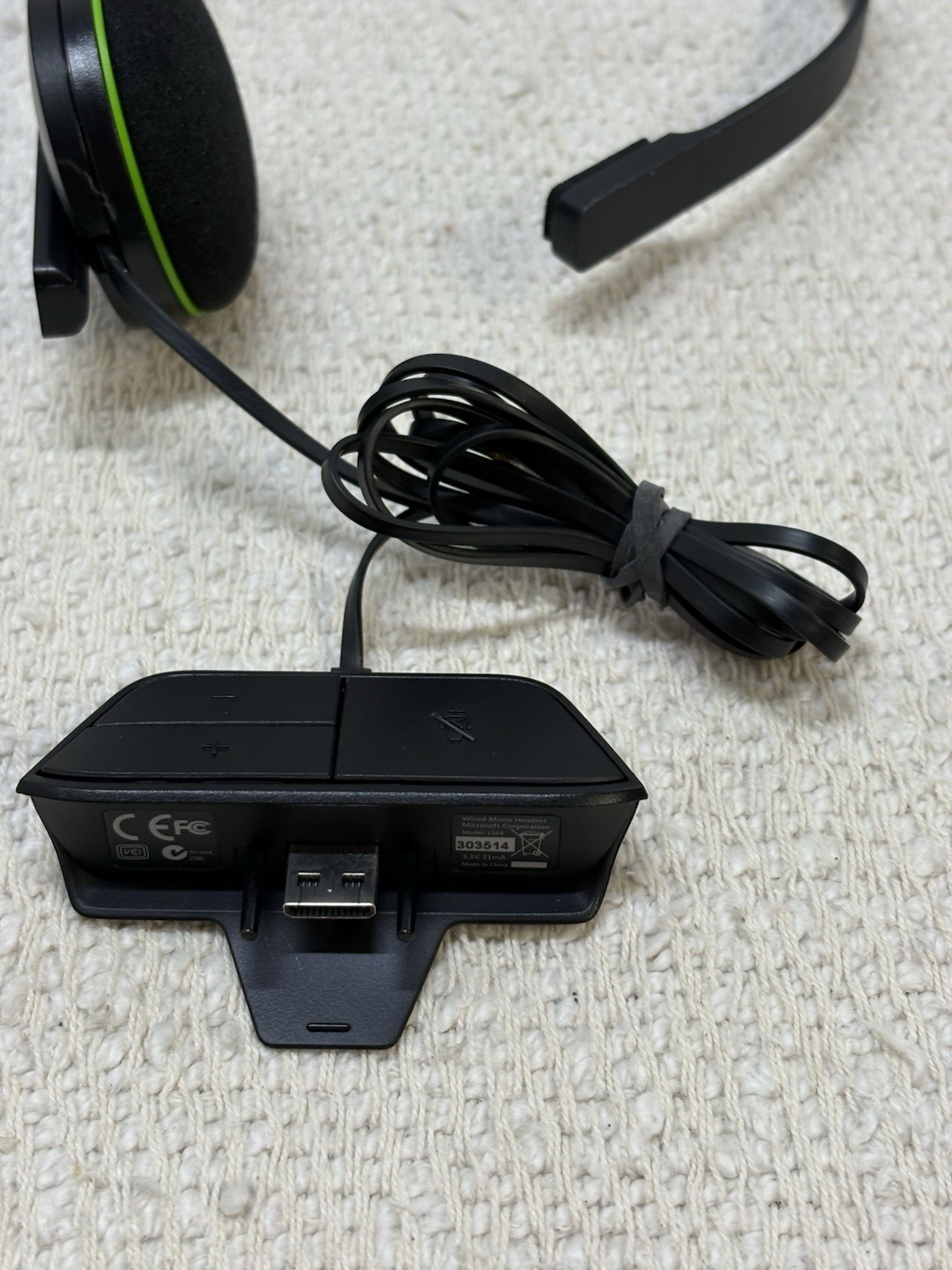 Microsoft Xbox One Wired Mono Headset Mic Microphone Model 1564