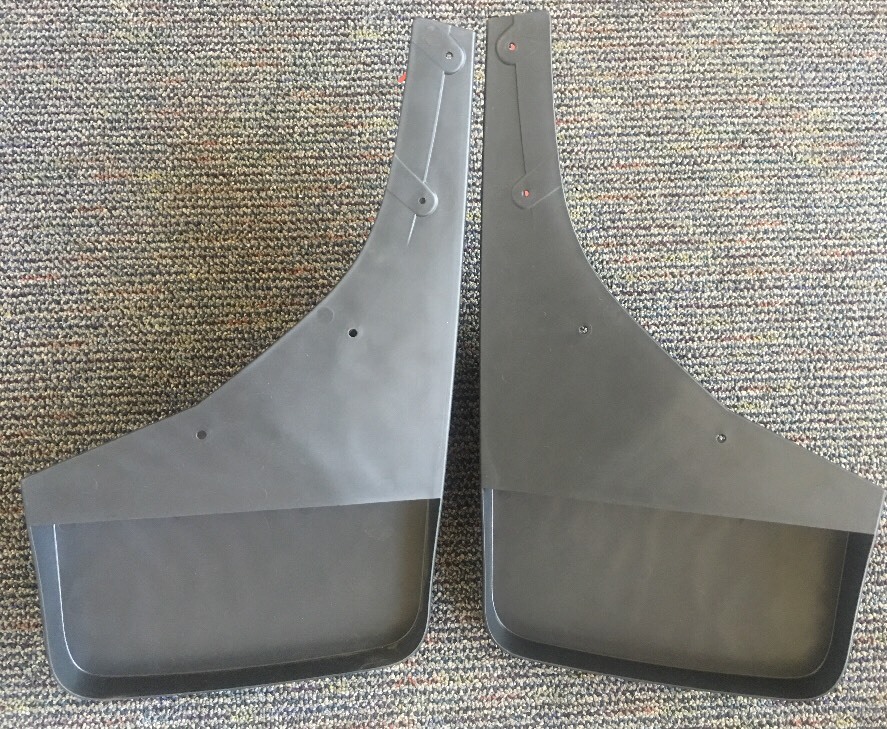 2014-2018 Chevrolet Silverado Front & Rear Molded Splash Guard Pkg Black Grained