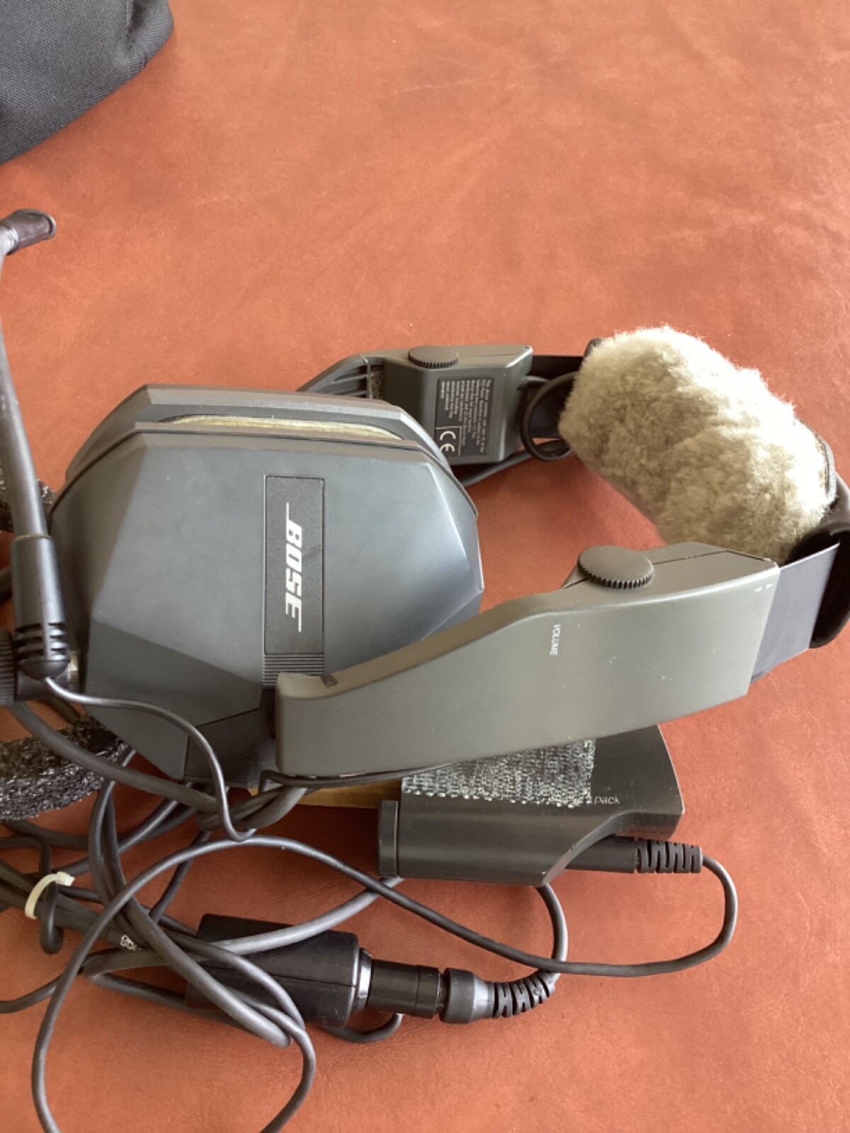 Bose Headset AH-TS *For Parts or Not Working*