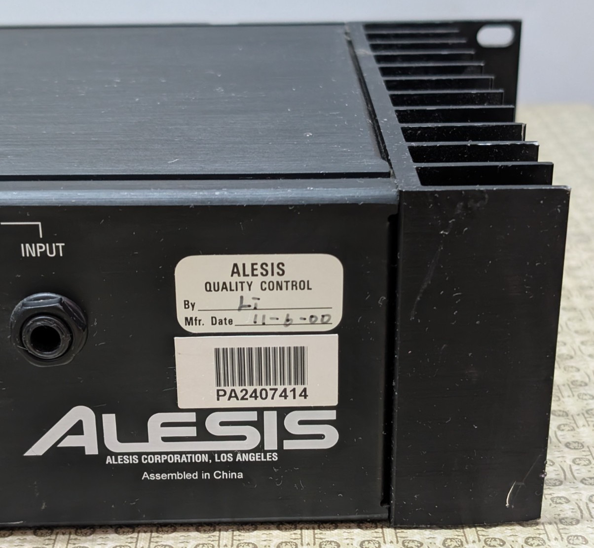 Alesis RA-100 Reference Amplifier for Rack Mount + Power Cord