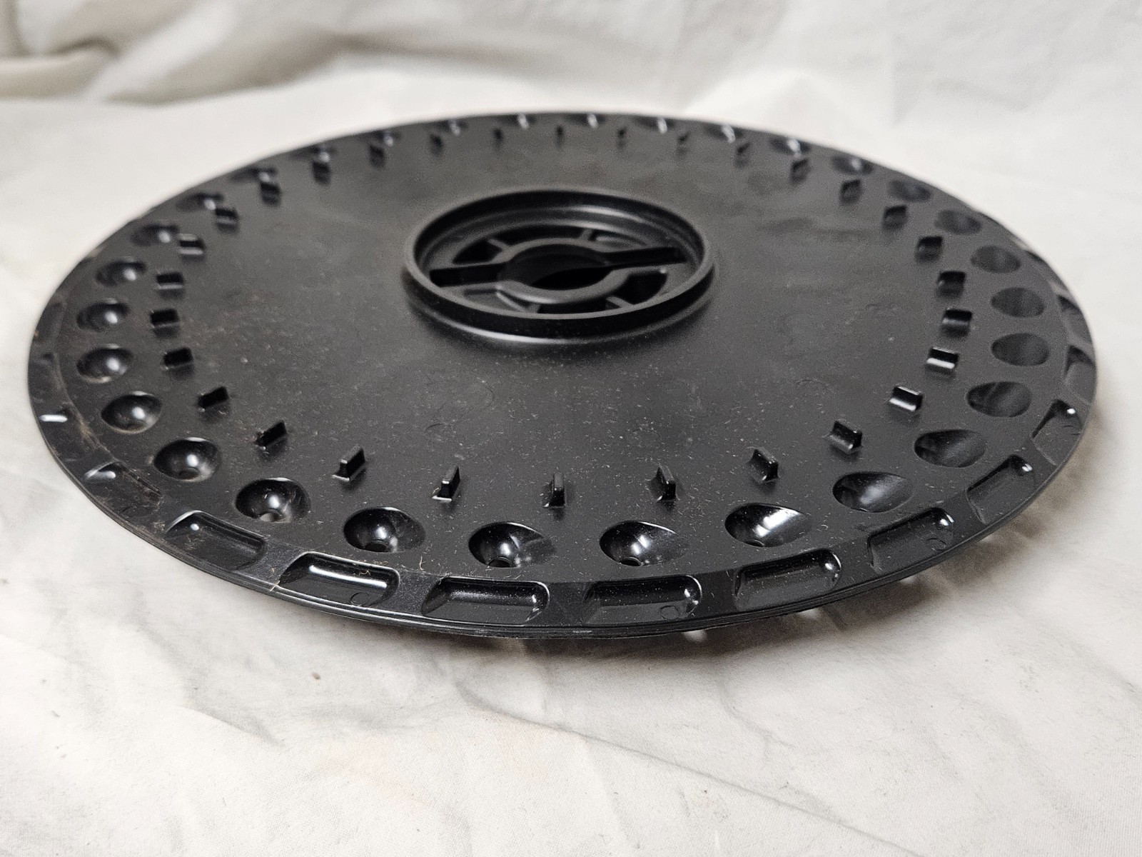 NEW OEM JOHN DEERE A50617 STANDARD CORN DISK PLATES FOR JOHN DEERE PLANTERS