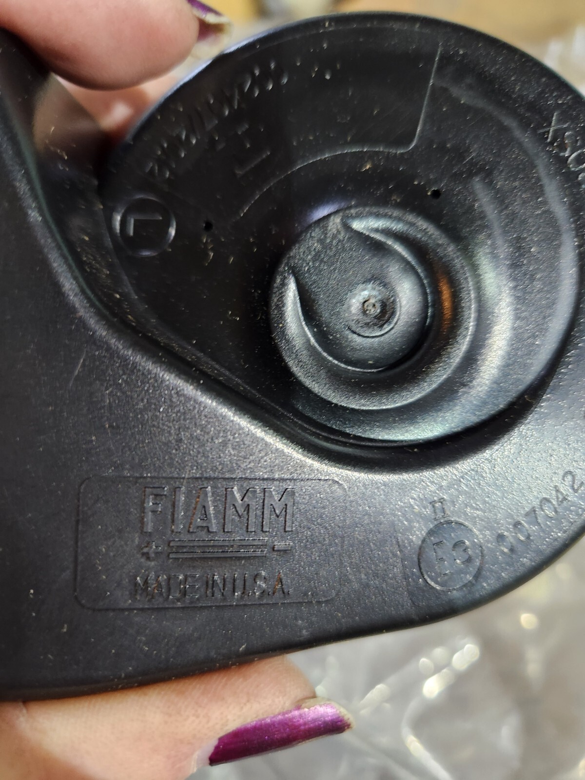 Autocar 8179358 Two Terminal Low Tone Horn