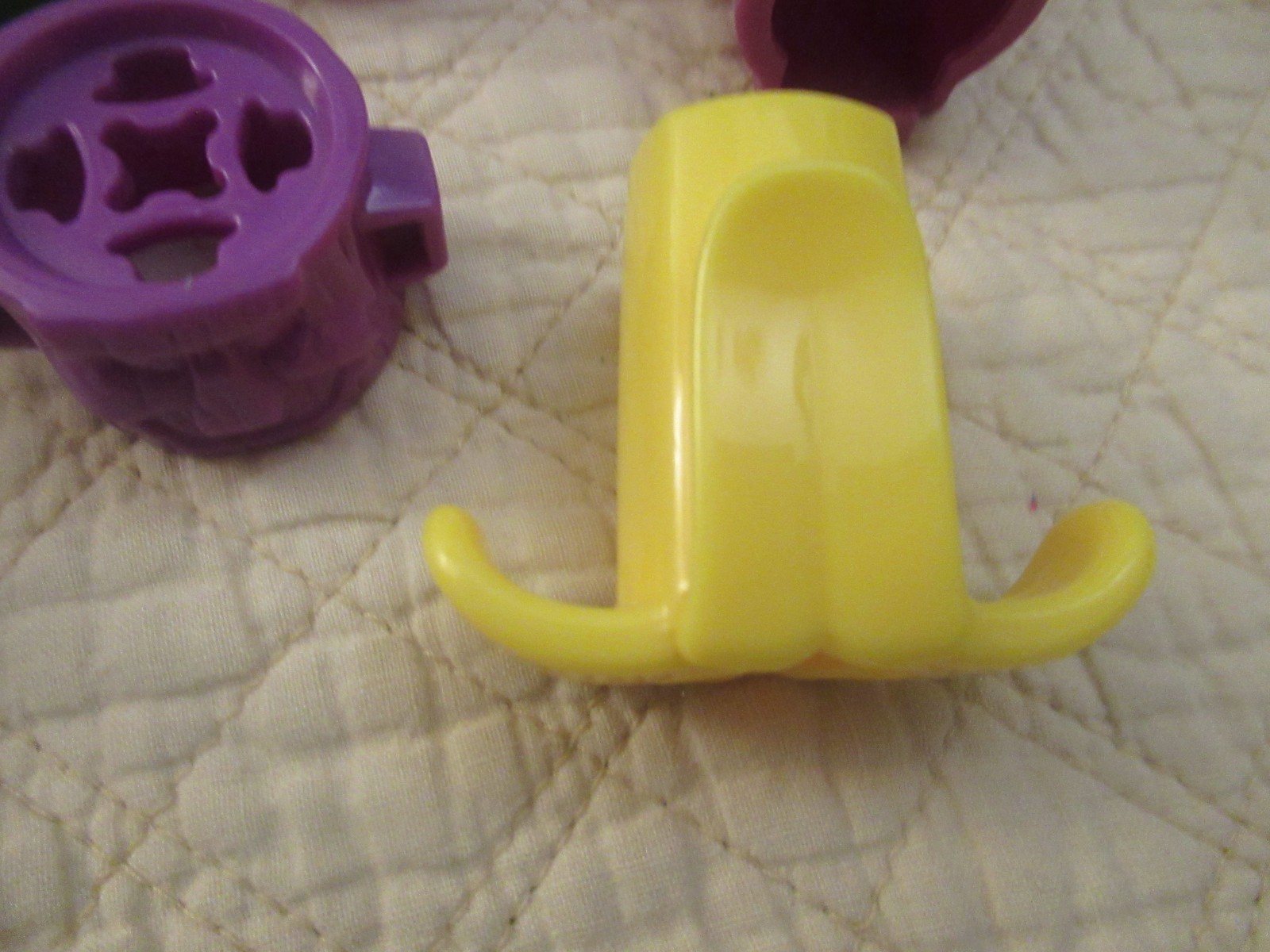 Play-Doh Stamper, Mold & Cutter Accessories Set (24 Pieces)
