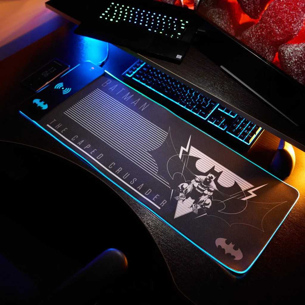 Batman Oversize Light Up Gaming Mat & Phone Charger Mousepad XXL Gaming Pad
