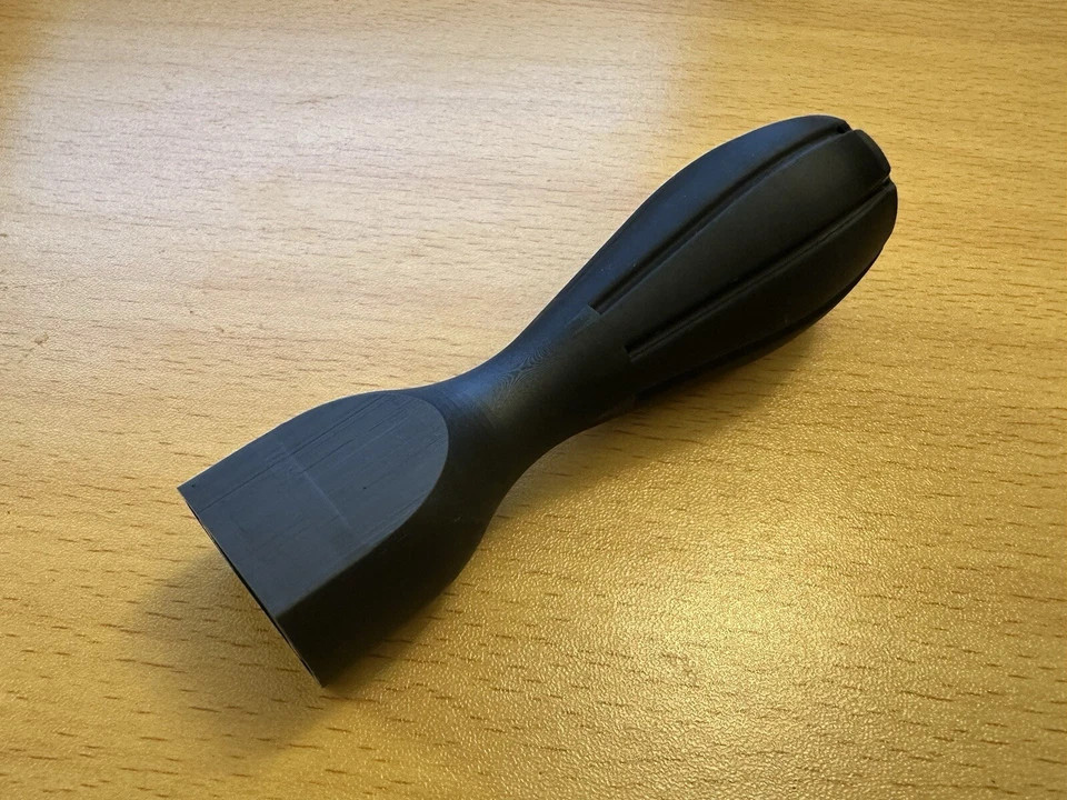 Mercedes hood star emblem removal tool for C-class; E-class; S-class