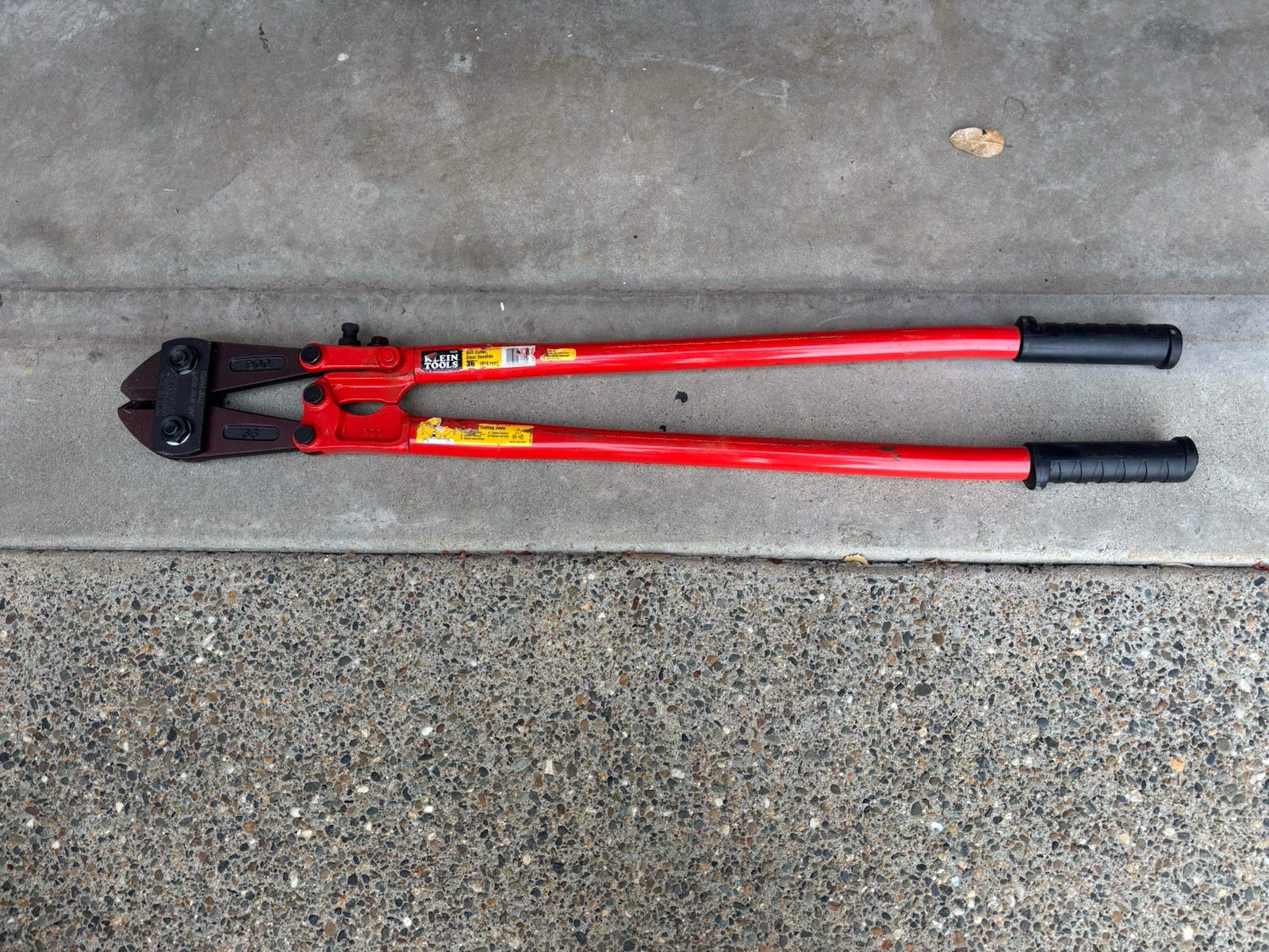 Klein Tools 63336 Bolt Cutter with Steel Handles, 36-Inch, Black/Red