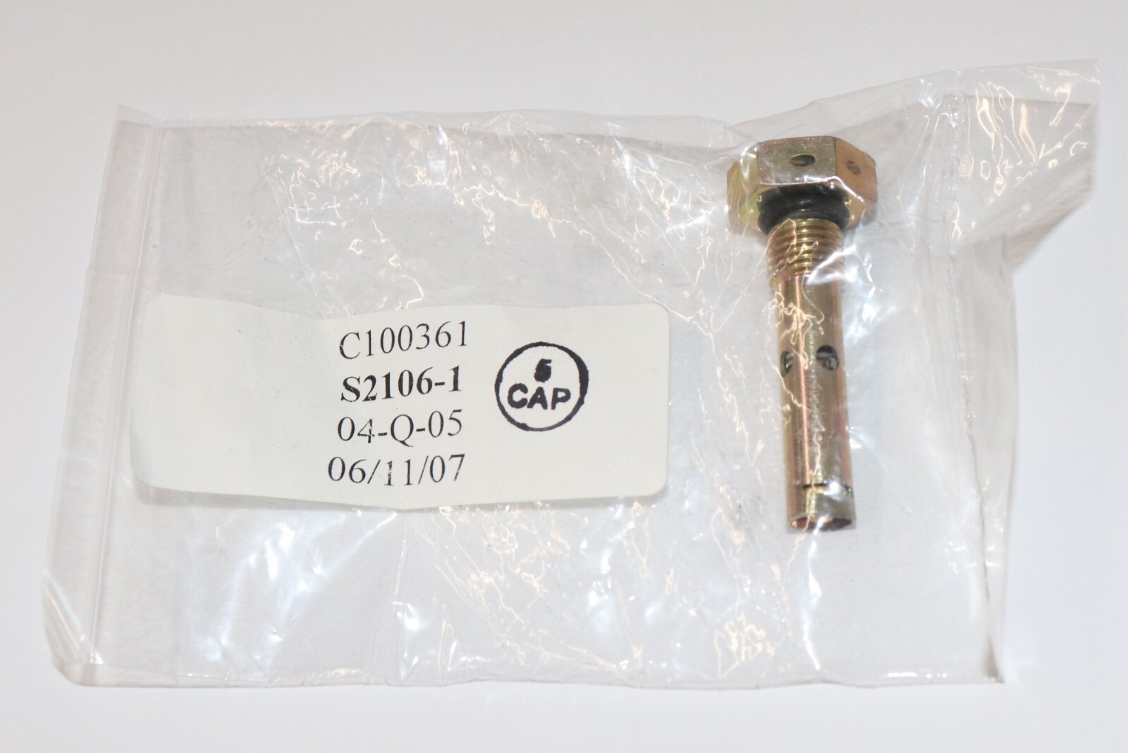 NOS Drain Valve, Fits Most Cessnas CAA-2700, F391-32 491-806, 3/8 x 24, S2106-1