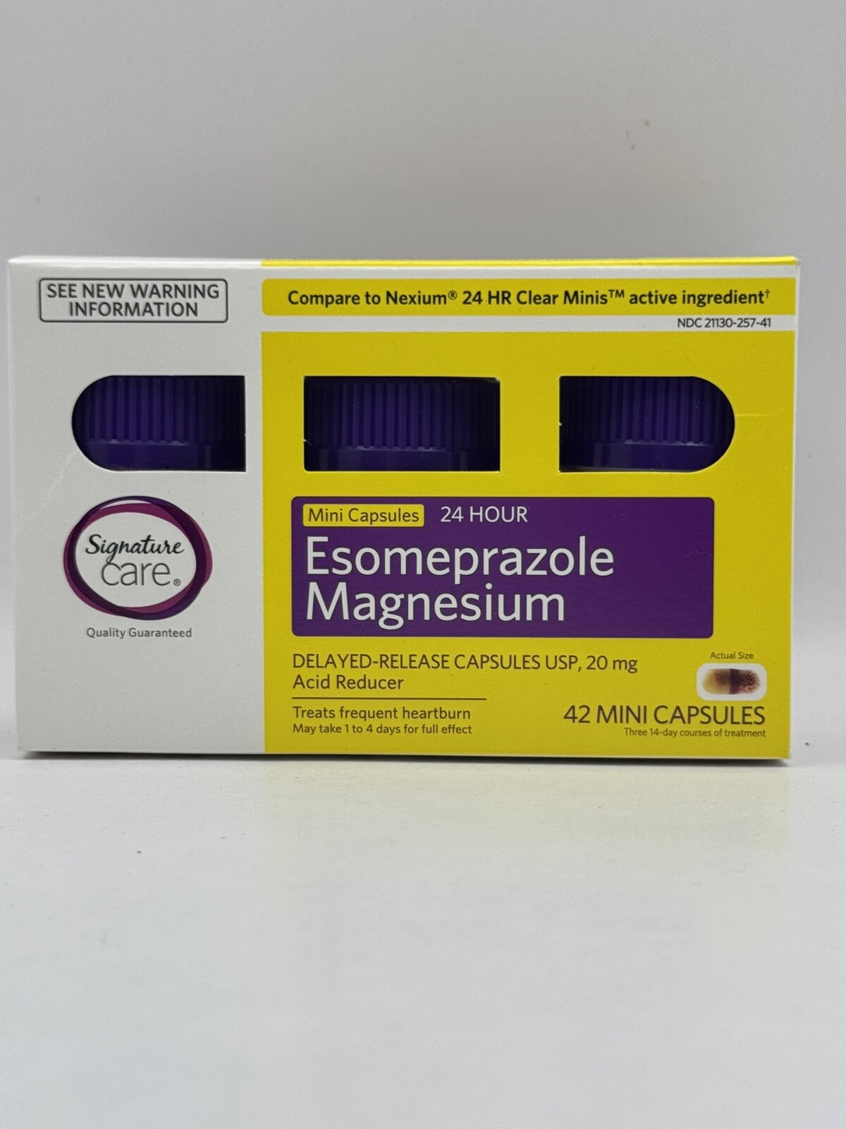 Signature Care Esomeprazole Magnesium Acid Reducer 20mg 42caps Ex 06/26