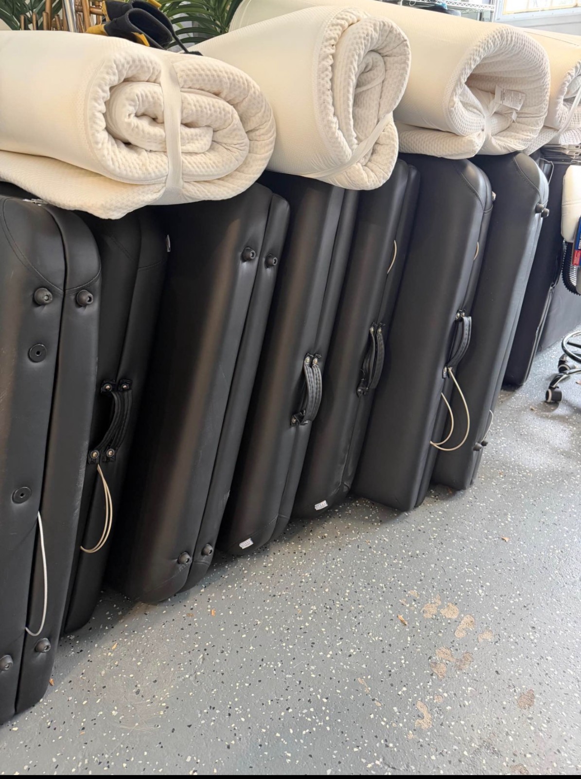 Sierra Comfort Portable Massage Table