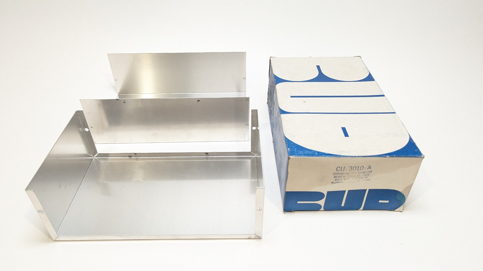 Bud Industries CU-3010-A Aluminum Radio Electronic Enclosure Box 10x6x3.5 NOS