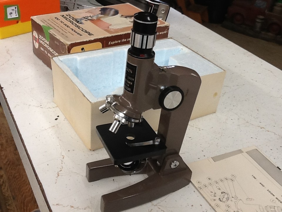 VINTAGE Sears Zoom STUDENT MICROSCOPE PRECISION MADE 100× TO 600×
