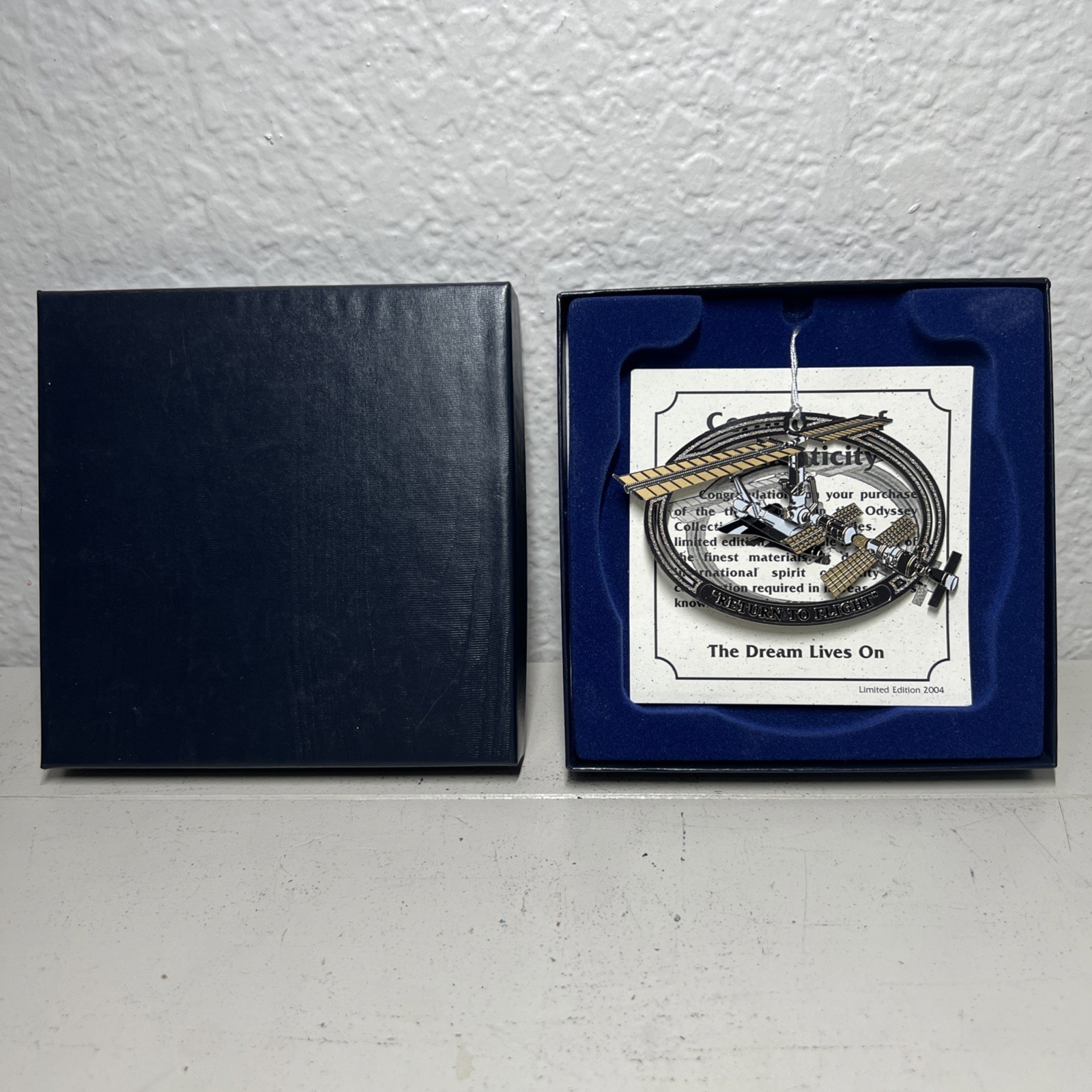 NASA Ornament- Return To Flight - The Dream Lives On 2004 COA NASA Commemorative