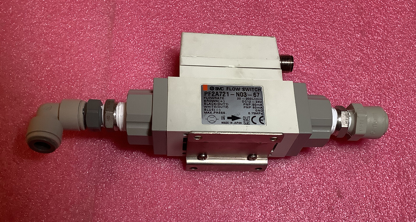 SMC PF2A721-N03-67 Digital Flow Switch