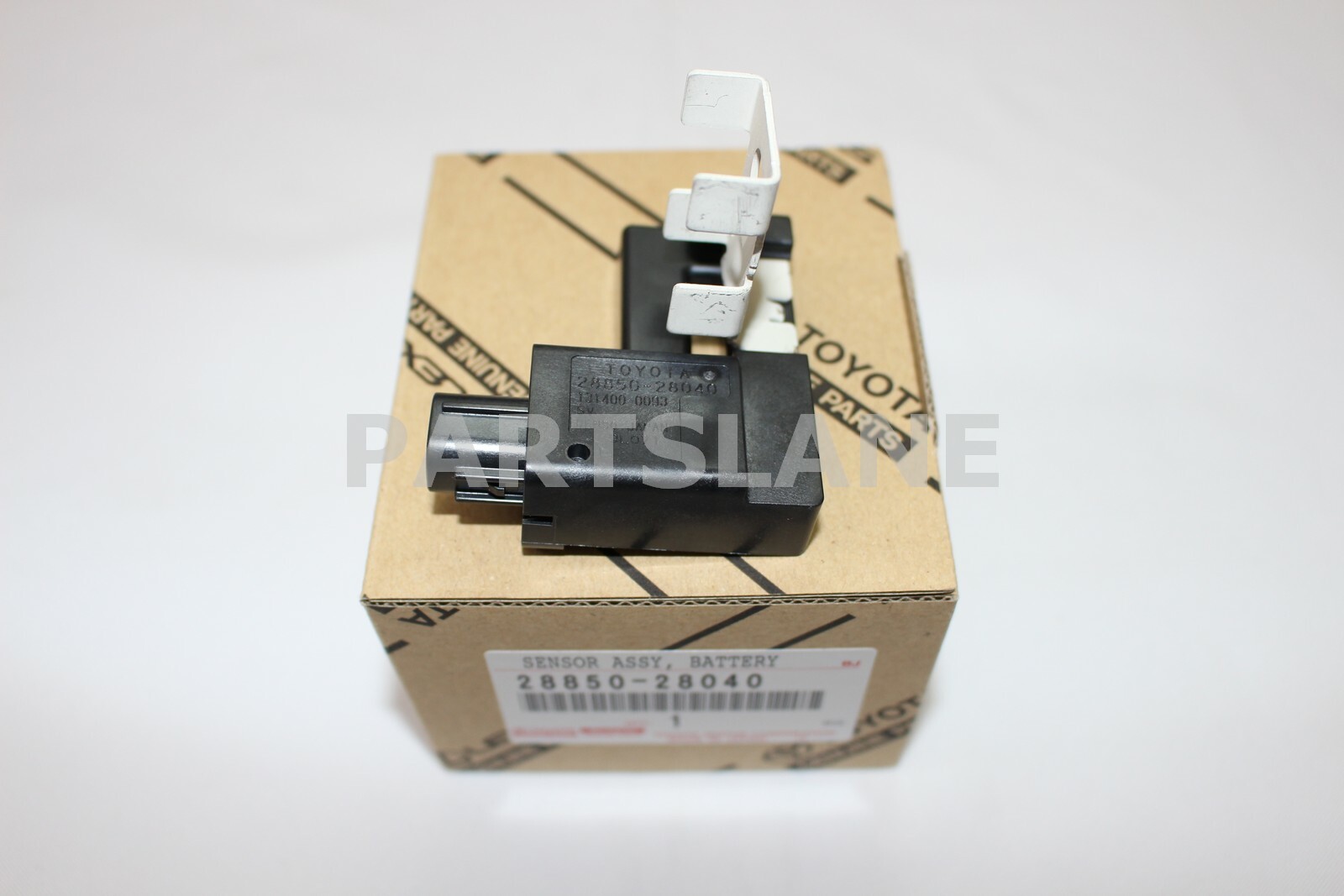 Toyota RAV4 Lexus GS450H OEM Genuine Battery Current Sensor 28850-28040