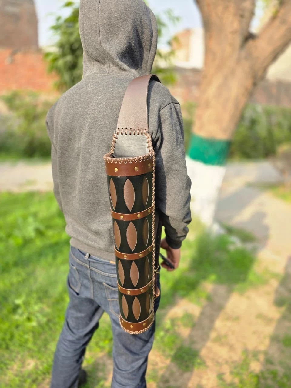 Leather Archery Back Quiver, Traditional Shoulder Arrow Holder Brown