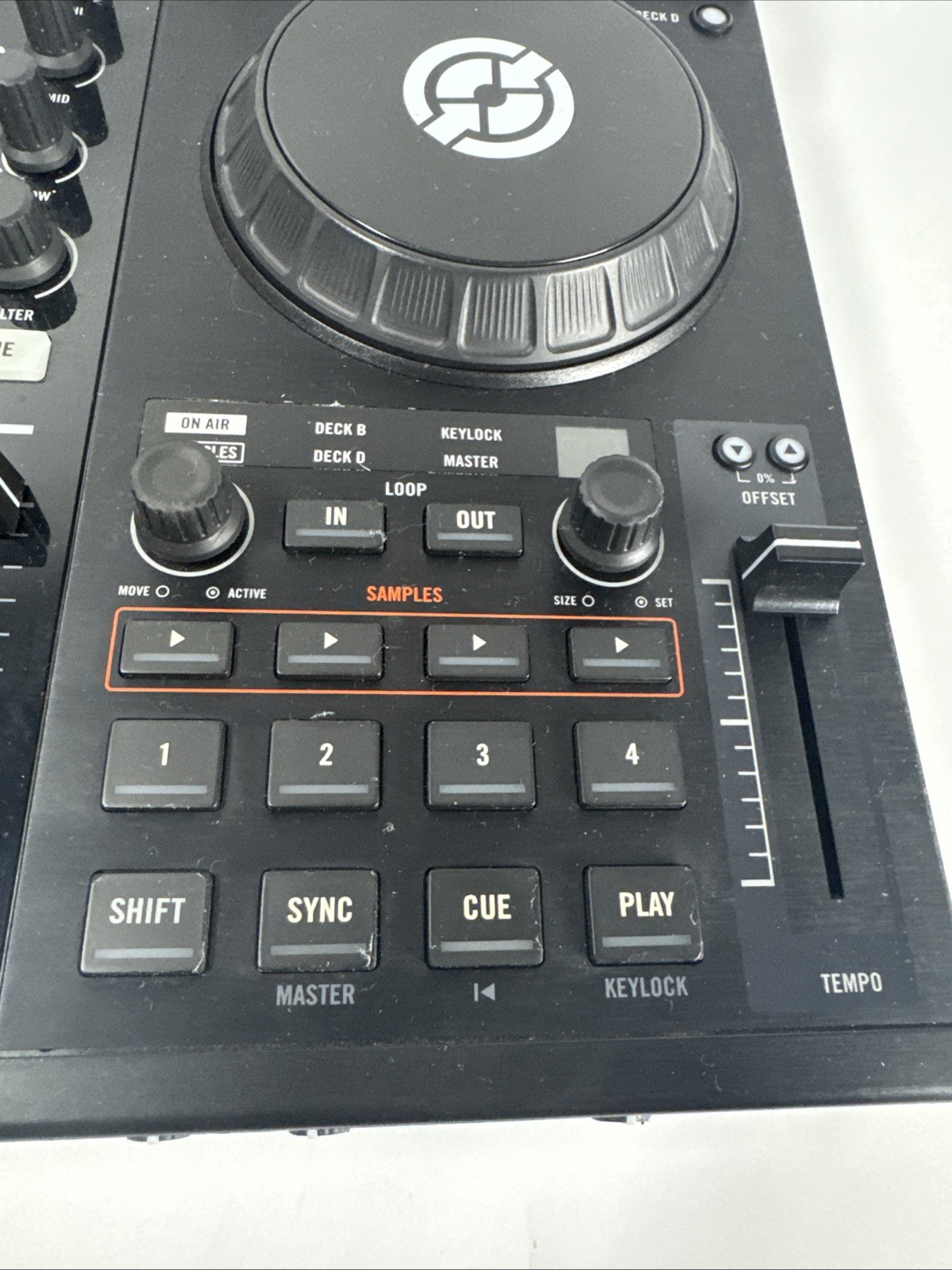 Native Instruments Traktor Kontrol S4 MK1 DJ Controller 4-Channel Black