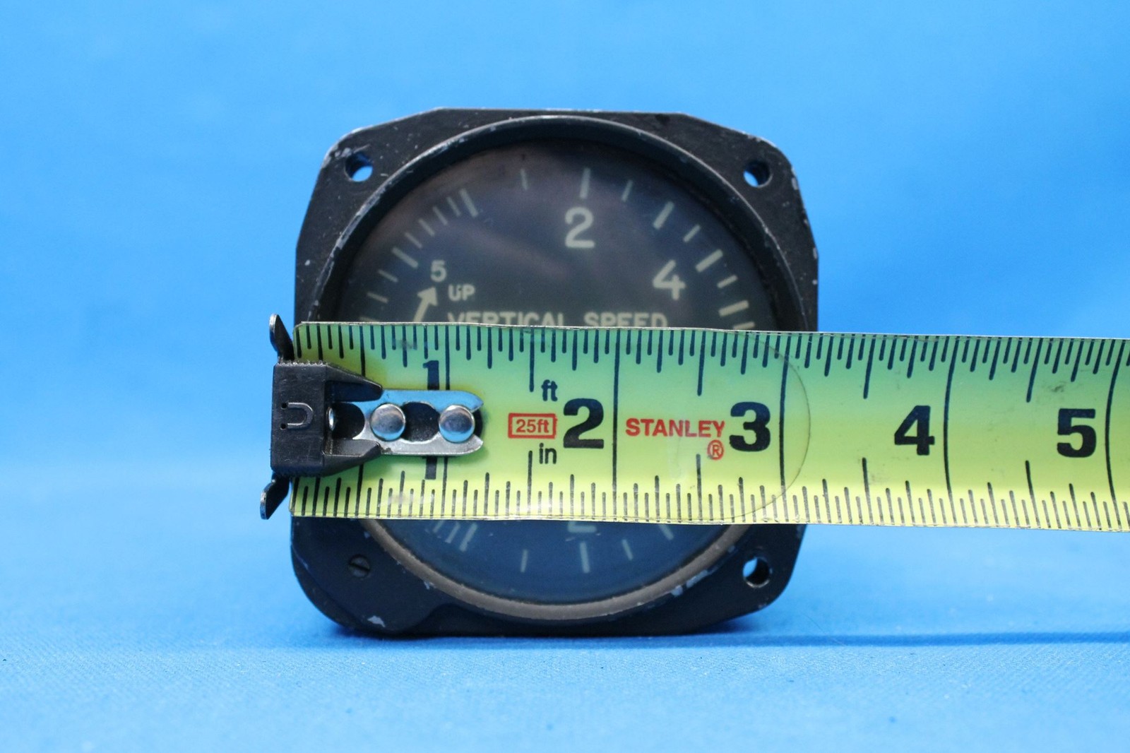 Garwin Beechcraft Vertical Speed Indicator P/N: 22-200 (23615)