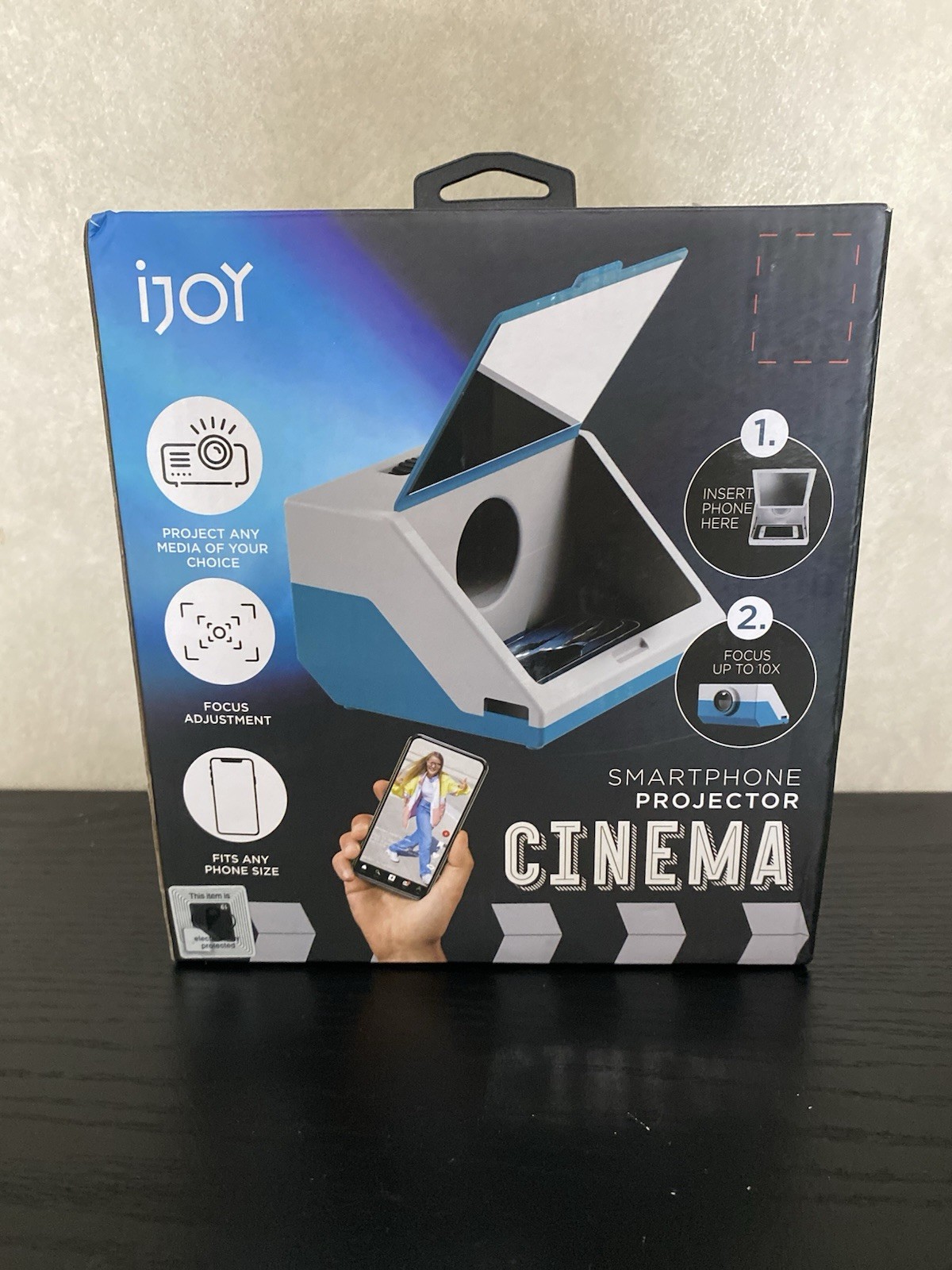 Smartphone Cinema Projector  NIB By Ijoy Universal Up To 40" Screen Portable