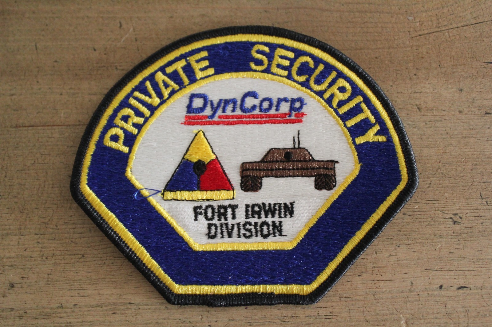 Private Security DynCorp Fort Irwin Division Military Contractor Patch NEW