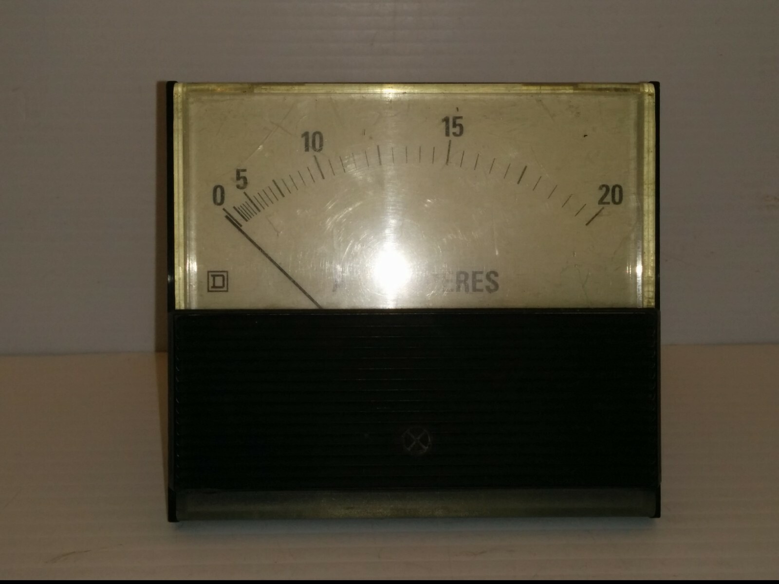 SQUARE D 63090-214-10-0006 PANEL METER, A-C AMPERES 0-20