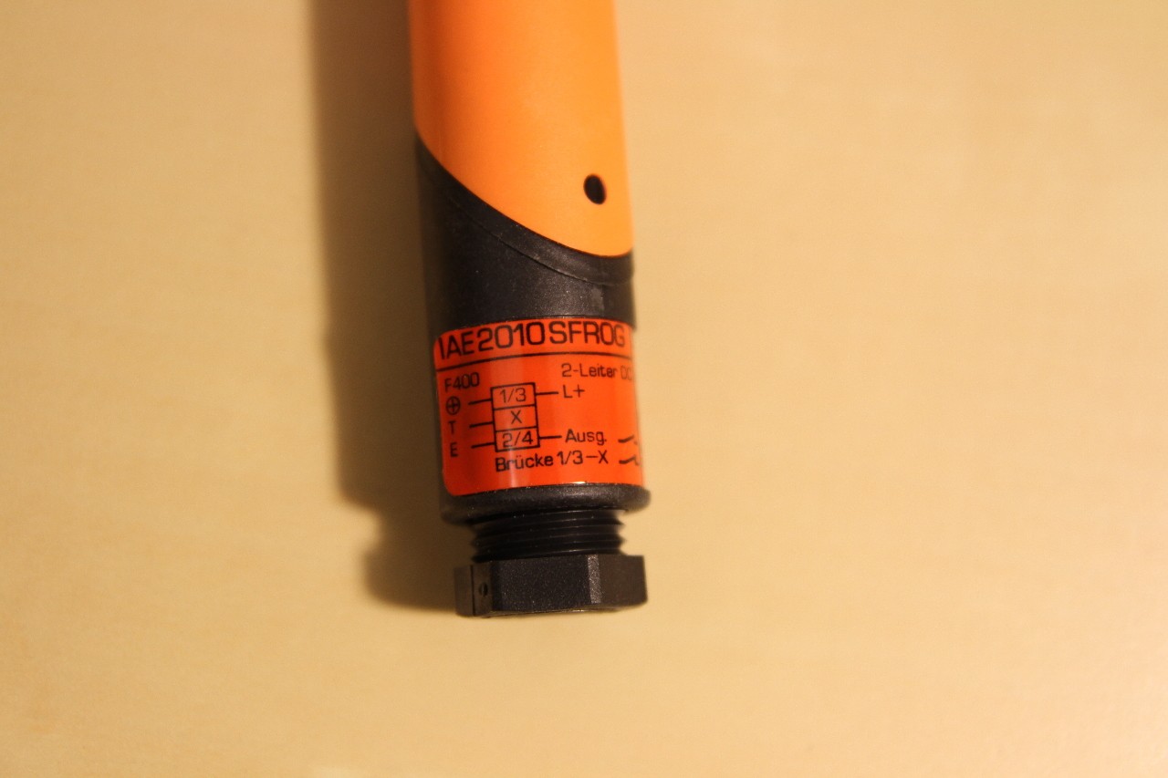 Efector IAE 2010 SFROG Proximity Switch New In Box