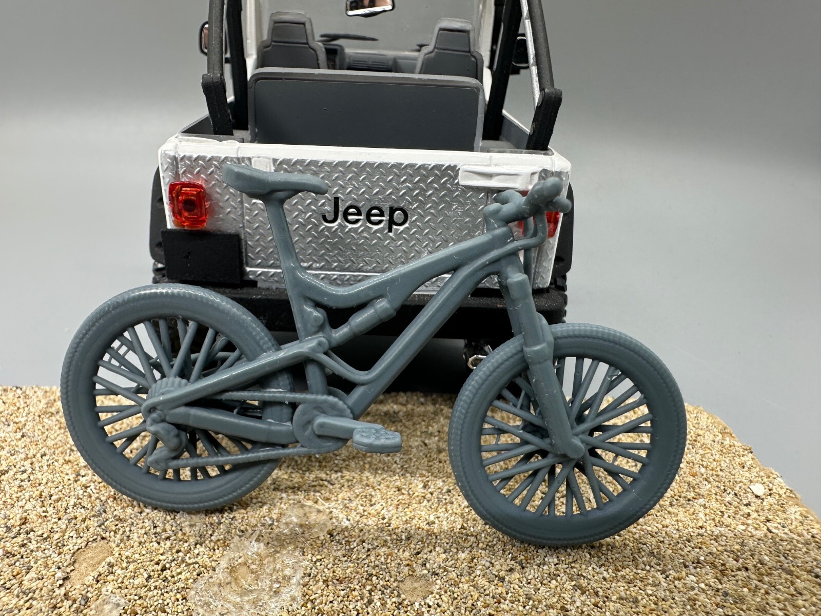1/24 Scale Mountain Bike Unpainted Resin