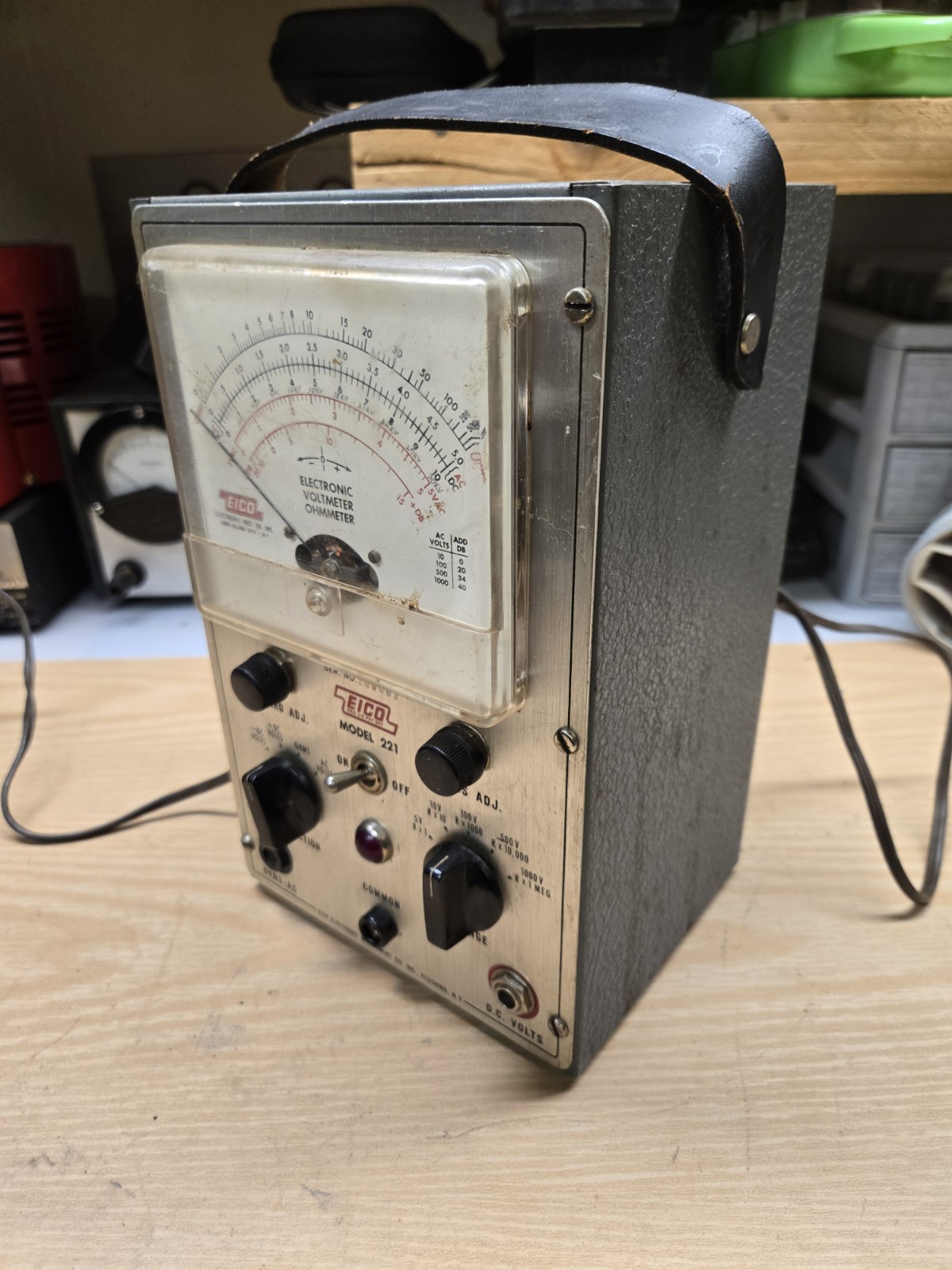 Vintage EICO Model 221 VTVM Tube Multimeter - Powers On