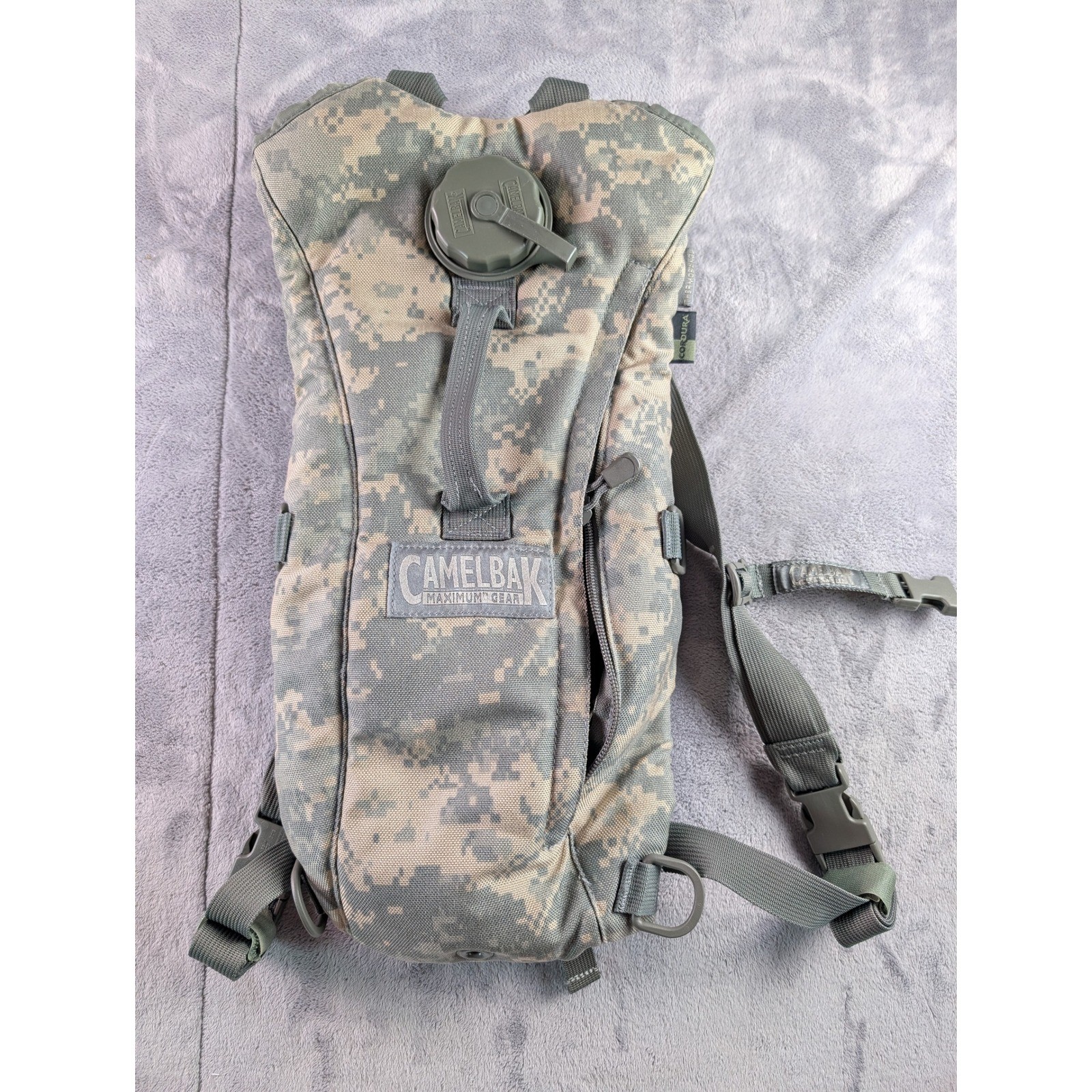 CamelBak Maximum Gear ThermoBak 3L Digital Camo Hydration Pack Cordura Military