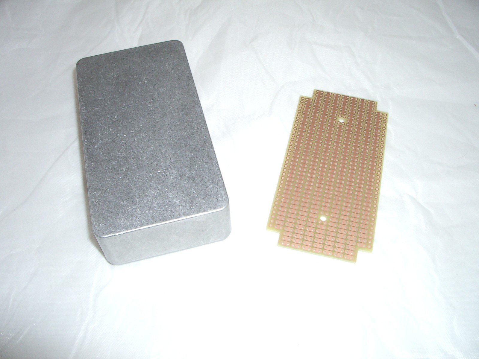 PHILMORE 12-218 DATAK 4.4x2.3x1.1 DIY SHIELDED METAL PROTOTYPE BOX & PCB