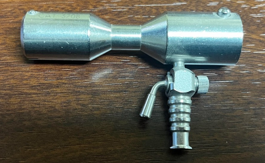 Dyonics 3708 Single Valve Irrigation Extender -- Excellent Working Condition