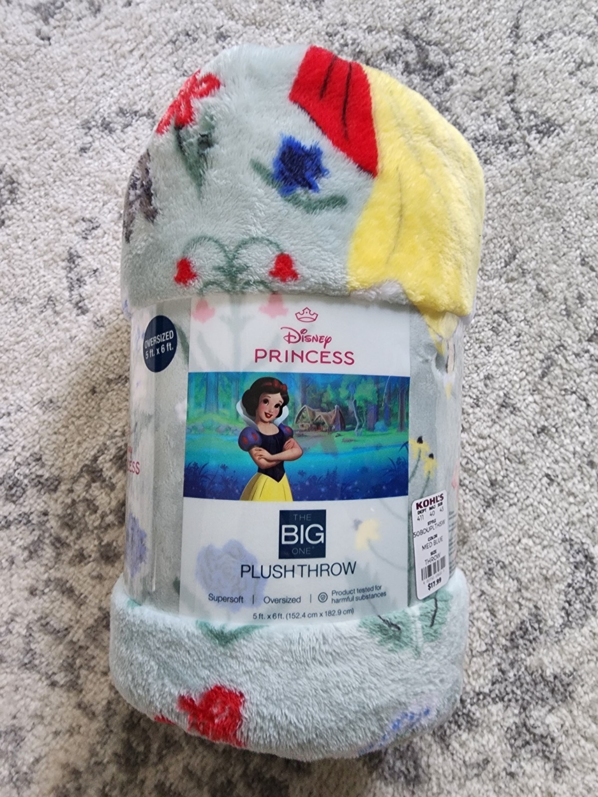 NEW Disney Snow White Oversized Plush Throw Blanket 60 x 72 in. teal floral